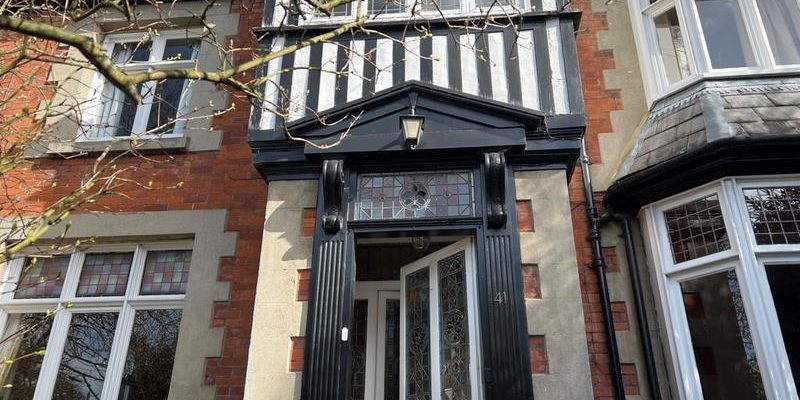 asbestos management survey saffron waldon 800x400