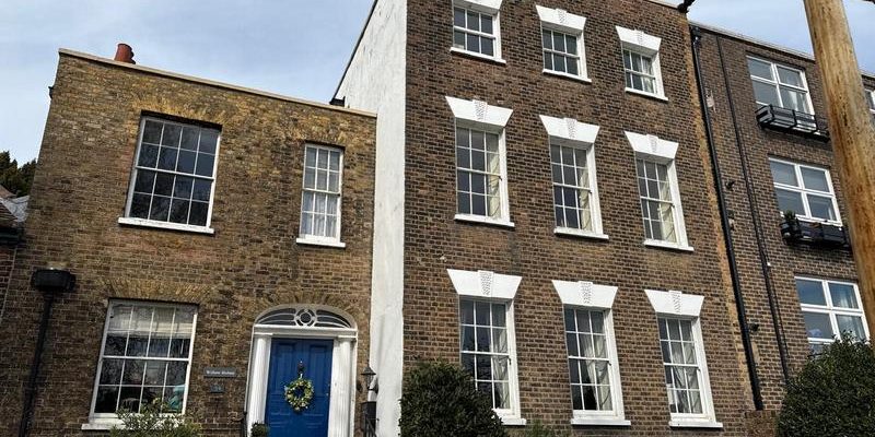 asbestos refurbishment survey east london