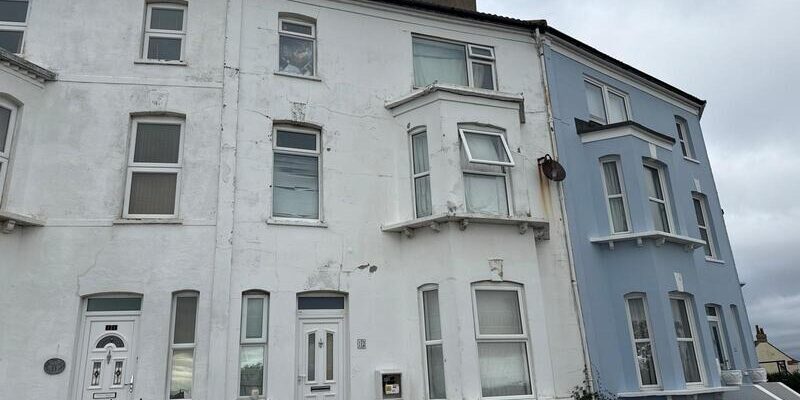 asbestos domestic management survey walton on the naze essex