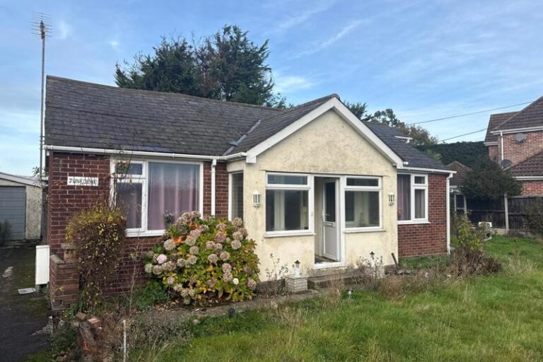 asbestos management domestic survey in clacton on sea essex 800x600