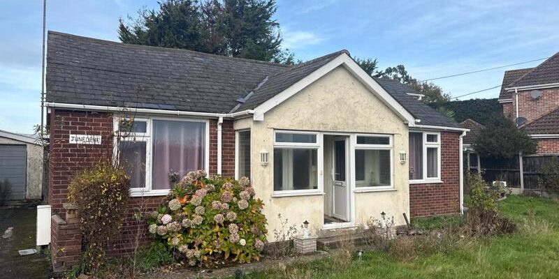 asbestos management domestic survey in clacton on sea essex 800x600