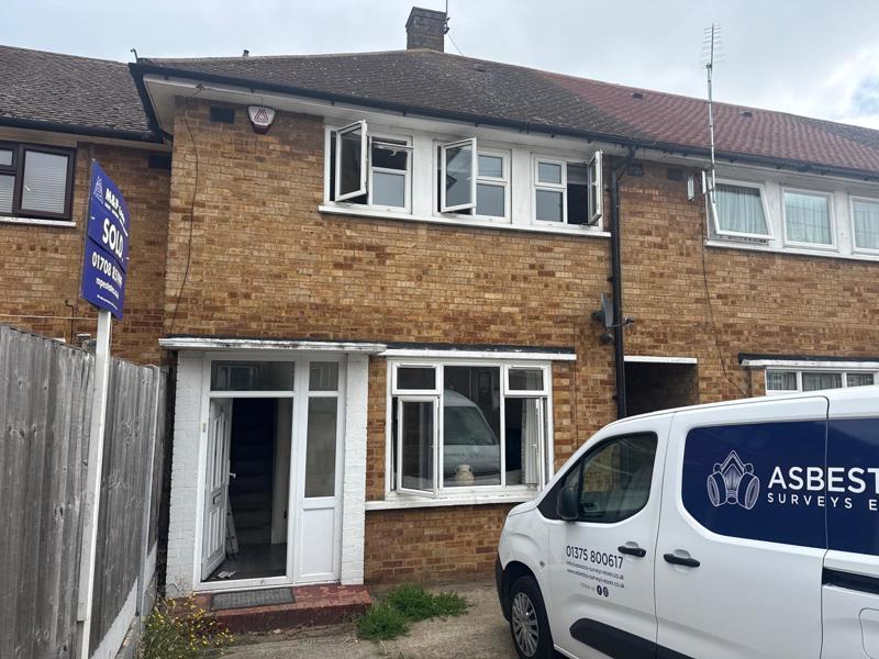 domestic asbestos mamangement survey aveley