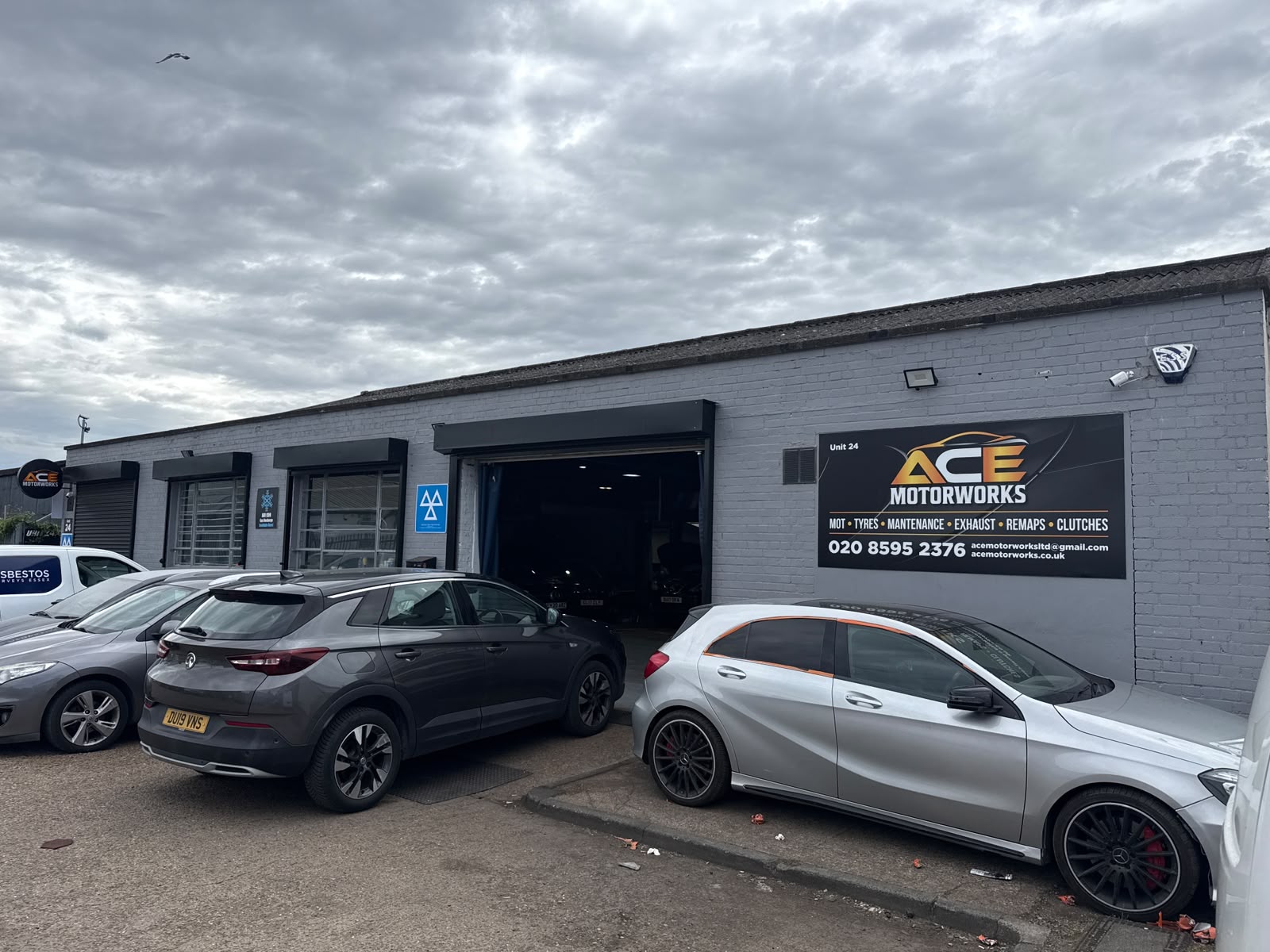 asbestos management survey barking garage